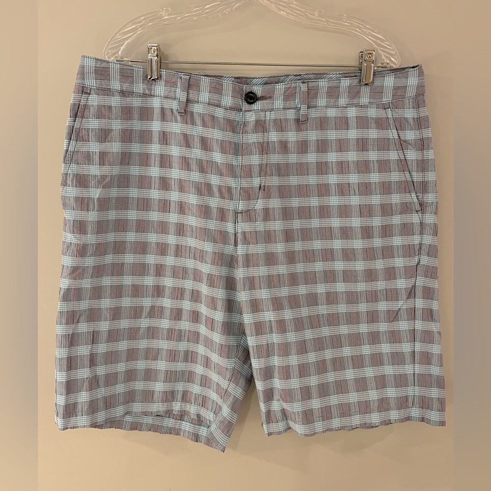Tommy Bahama Blue Plaid Men’s Shorts Size 36